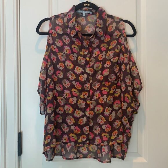 Collective Concepts Tops - Collective Concepts cold shoulder floral blouse